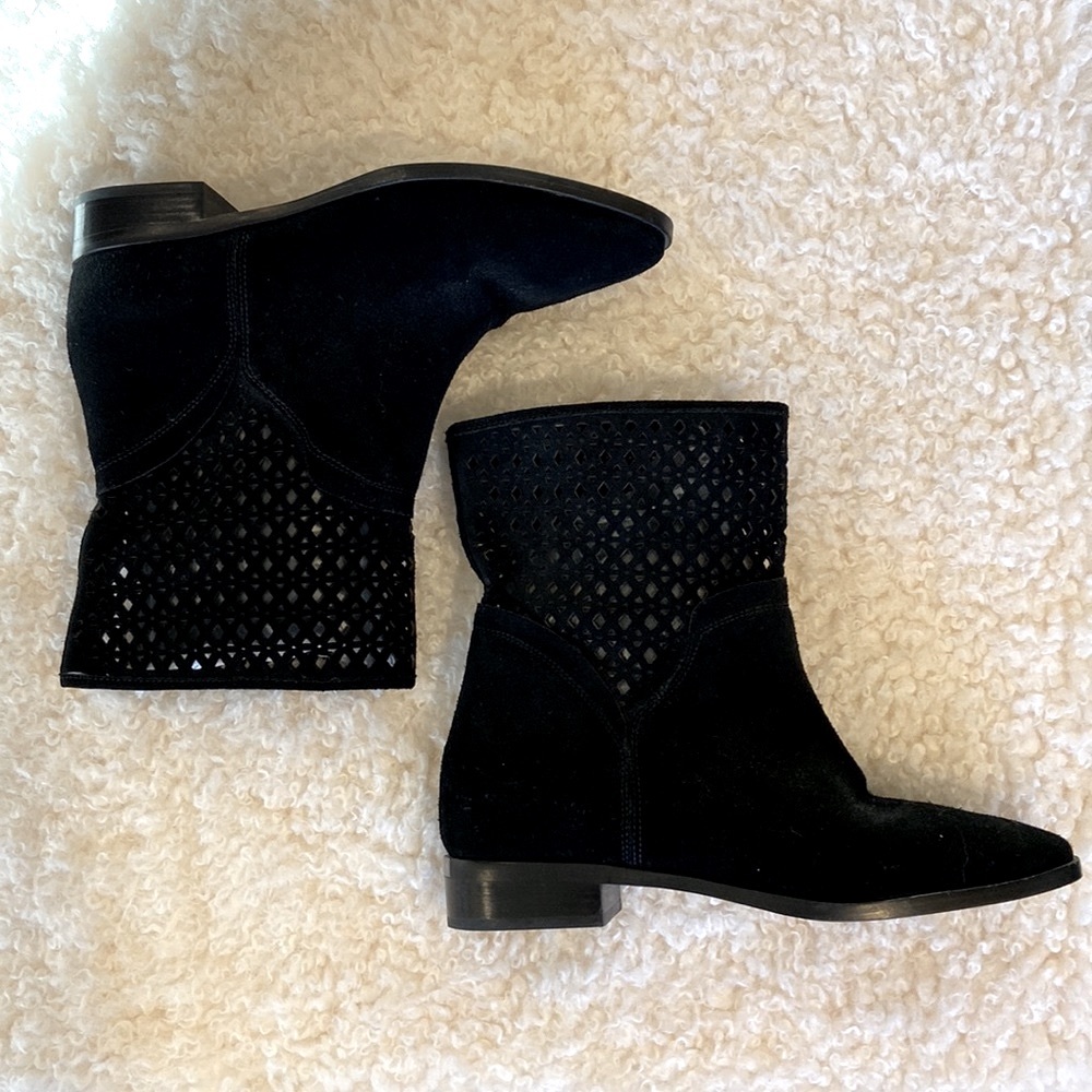 Michael KORS Suede Boots, Size 8
